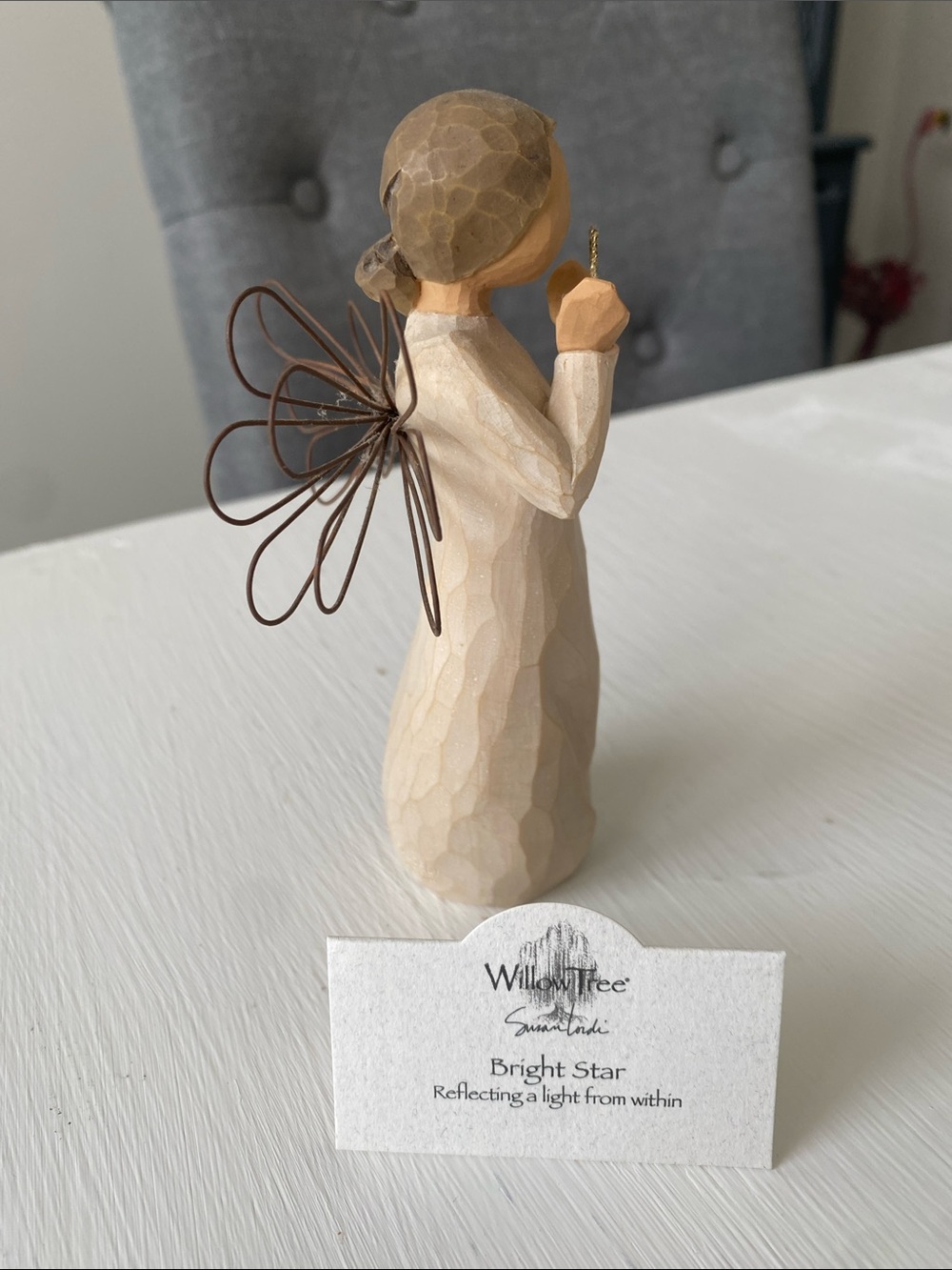Willow Tree Angel "Bright Star" Figurine - Holding Gold Glitter Star - Picture 2 of 6